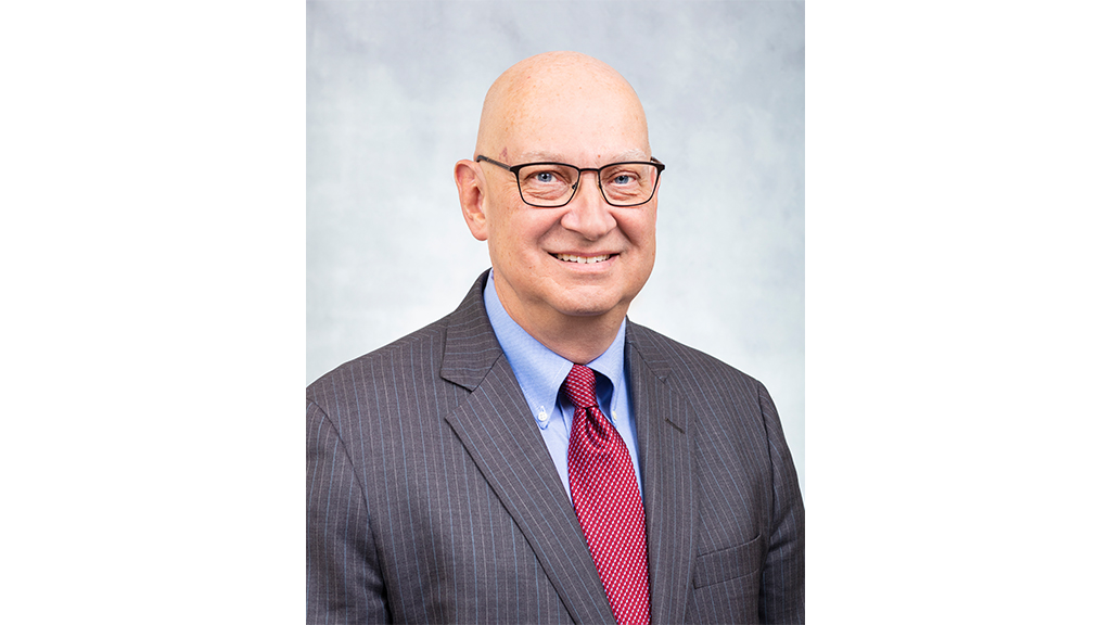 Head shot of Eastern Kentucky University associate professor Raymond Lauk.